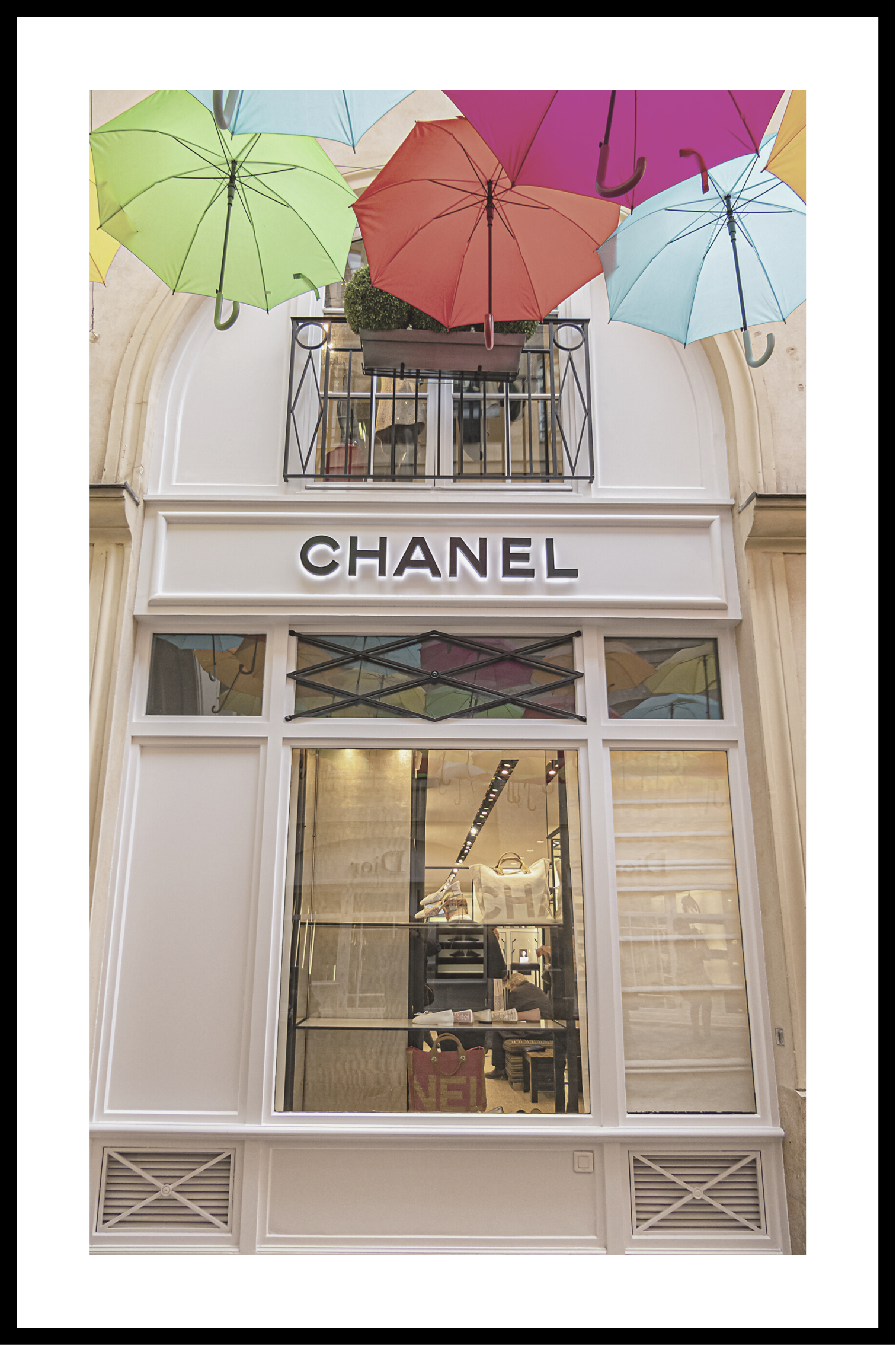 Chanel Paris Royal Village affisch